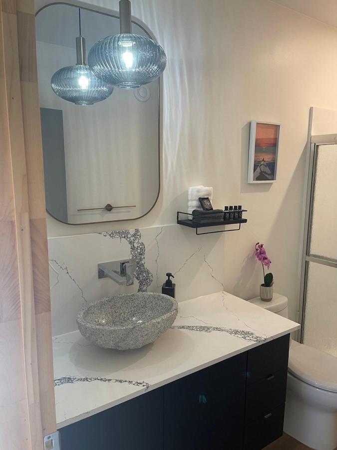 توبيرموري Stone Cove Waterfront Adults Only B&B المظهر الخارجي الصورة