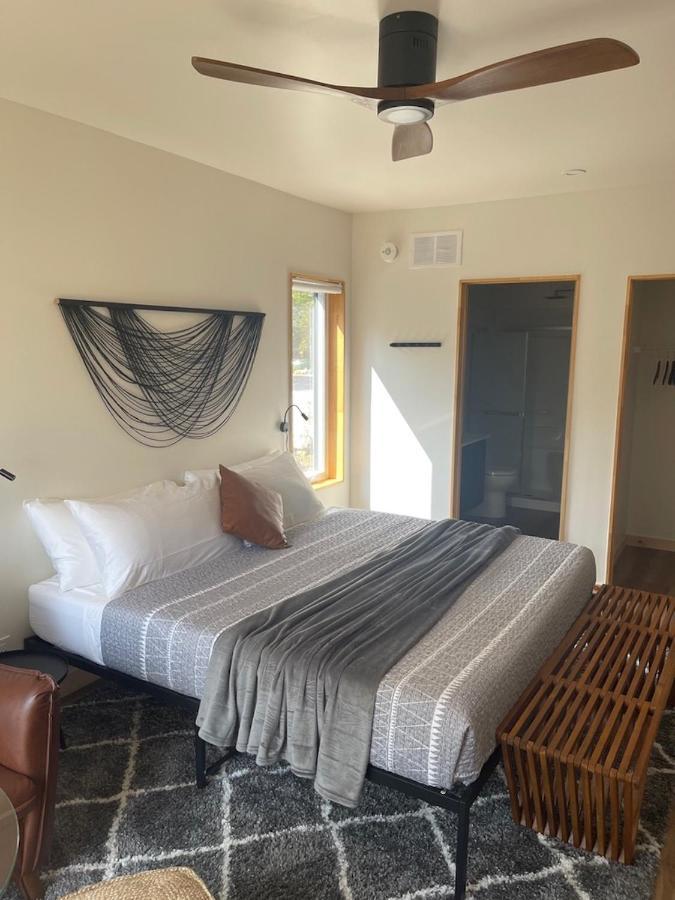 توبيرموري Stone Cove Waterfront Adults Only B&B المظهر الخارجي الصورة